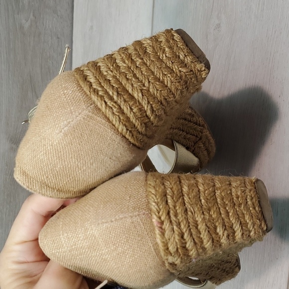 Euro By Sofft Womens Soft Comfort Espadrille Wedge Sandals Shoes sz 9M - Picture 7 of 13